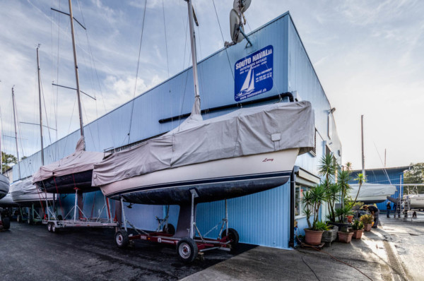 Sailboats Trailers Shipyards