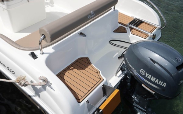 Karel Ithaca 550 Yamaha 2